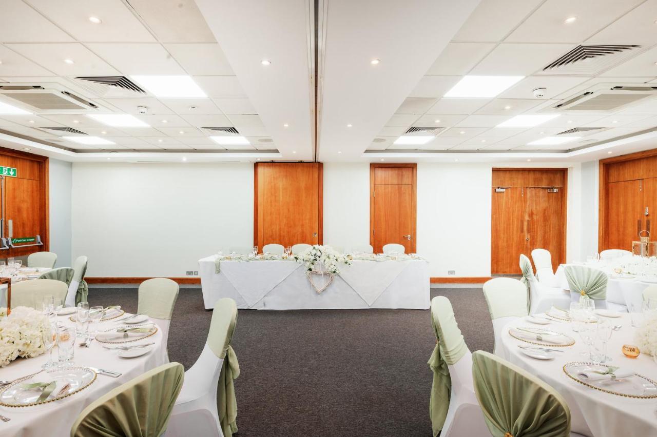 Holiday Inn Rochester-Chatham By Ihg Dış mekan fotoğraf